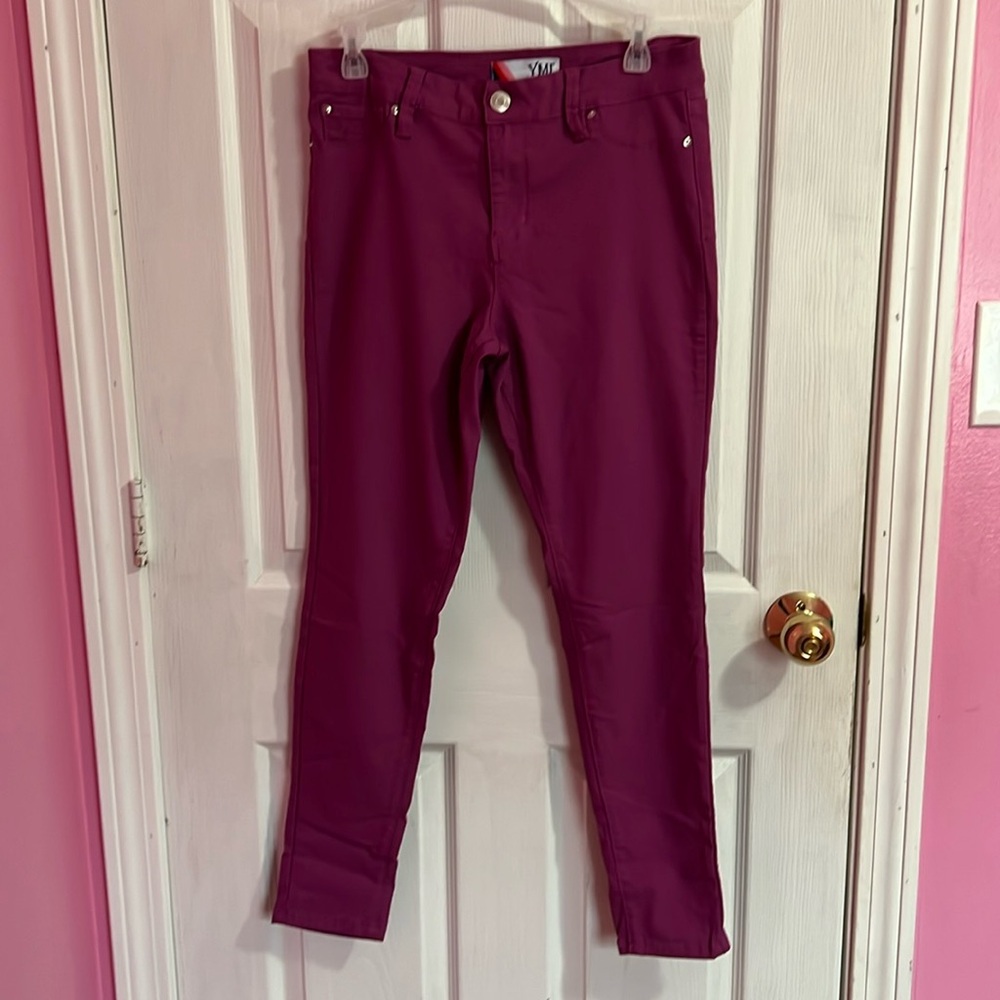 YMI - Skinny Pants/jegging style size Large check out all the colors